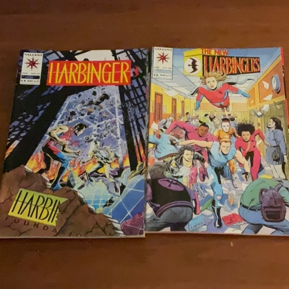 Bundle of 7 Various Valiant Comics - Picture 3 of 5